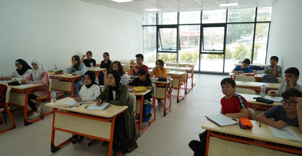 Çayırovalı öğrencilerden LGS'de büyük başarı