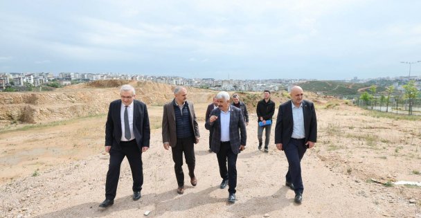 Çiftçi, 'Çayırova'da hayaller yarım kalmaz”