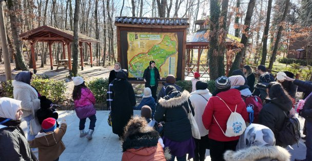 Çocuklar, Dünya Kuş Günü'nde doğayı keşfetti