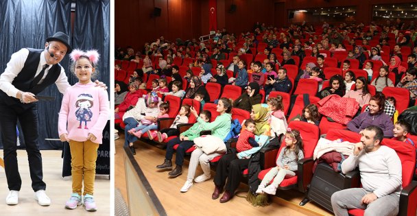 Çocuklar kukla şovla eğlendi