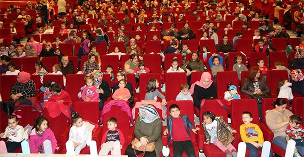 Çocuklar kültür sanatla büyüyorlar