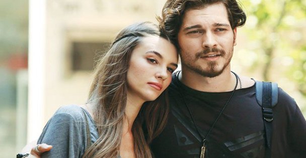 Çok Uzak Fazla Yakın sonbaharda