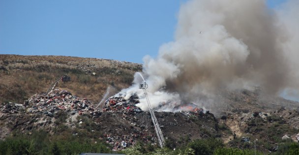 Çöp döküm sahasında yangın çıktı