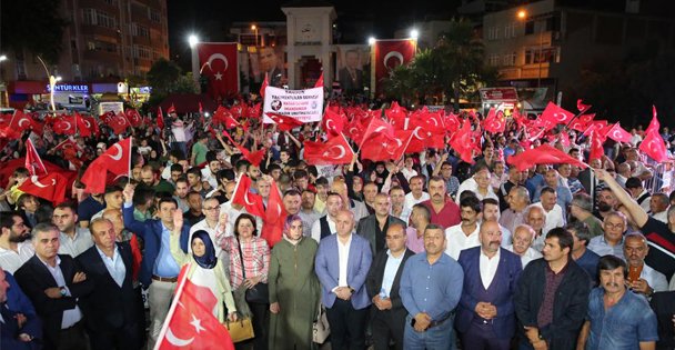 Darıca 15 Temmuz Şehitlerini Unutmadı