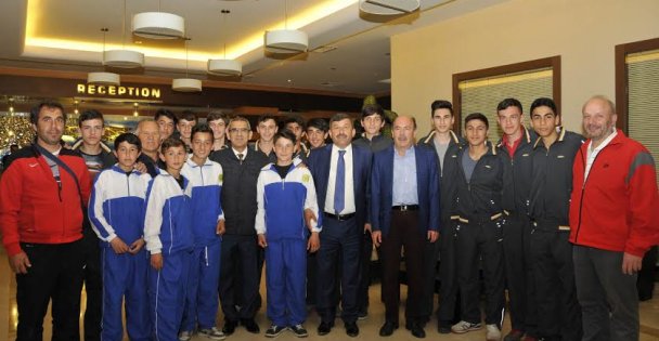 Darıca ailesi vefa gecesinde buluştu