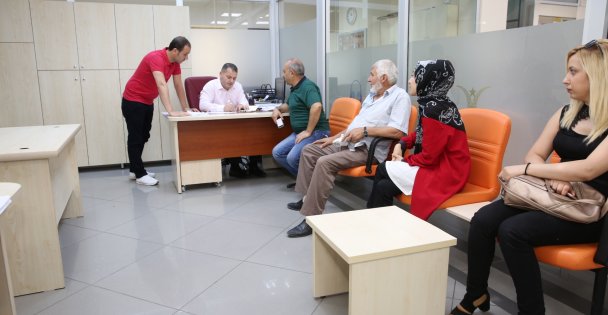 DARICA BELEDİYESİ İŞSİZLERE İŞ BULUYOR