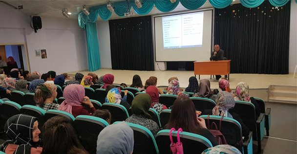 Darıca'da Eğitim Programları Sürüyor