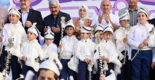 Darıca'da sünnet şöleni kayıtları başladı