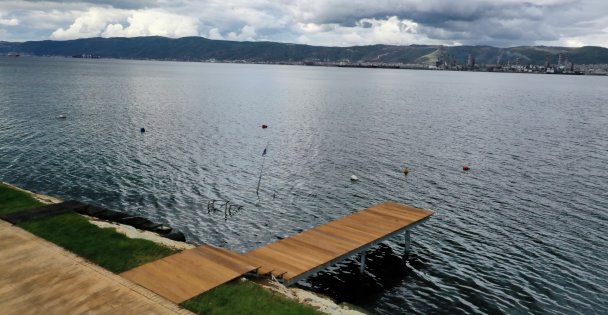 Değirmendere-Halıdere sahilinde  çalışmalar sürüyor