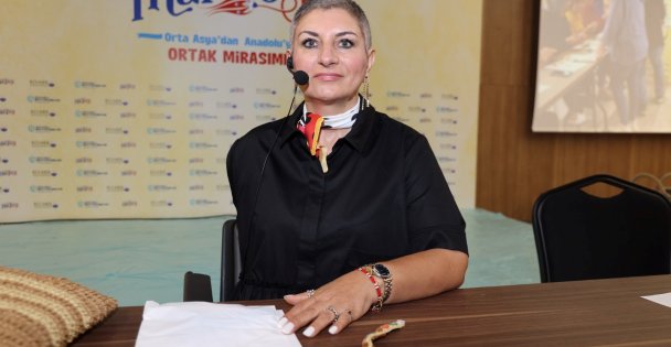 Depremzede Asya Koşal'dan MARİFEST'te umut dolu performans