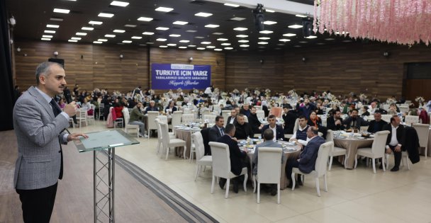 Depremzedelere İftar Yemeği