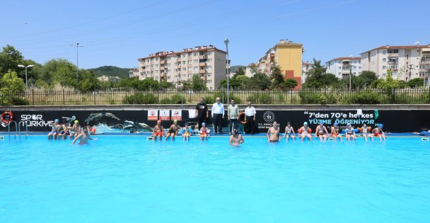 Derince'de Yüzme Bilmeyen Kalmayacak