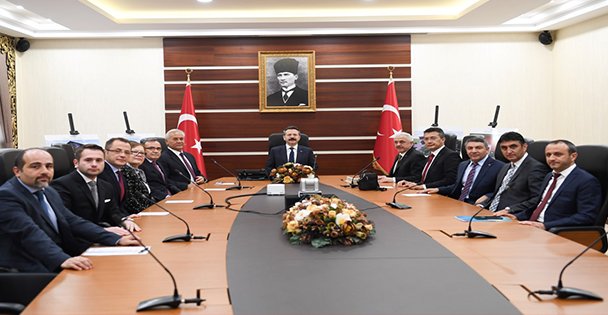 Dilovası GEBKİM  Eğitim ve Sağlık Vakfı Anaokulu'nun Protokol İmza Töreni Sayın Valimizin Başkanlığında Gerçekleştirildi
