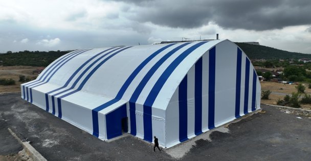 Dilovası'nda Halı Saha Bitmek Üzere