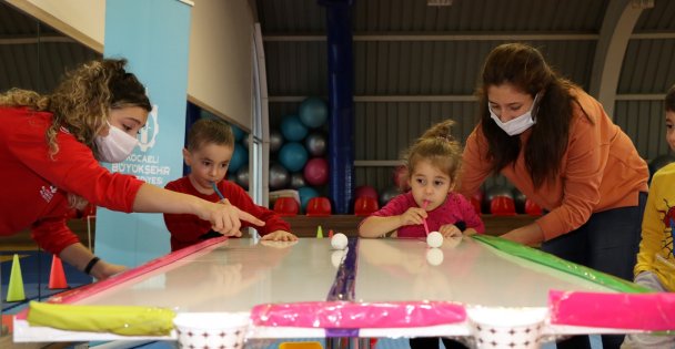 Dolu dolu etkinliklerle çocuklar daha mutlu