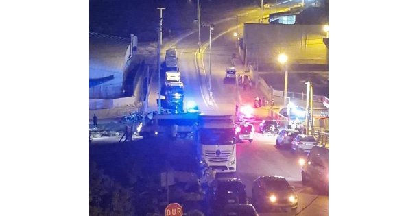 'Dur' İhtarına Uymayan Genç, Polisin Ateşi Sonucu Hayatını Kaybetti