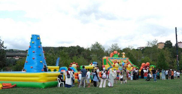 Eğlencenin durağı bu kez Derince oldu