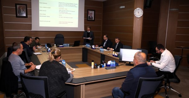 Encümende yılbaşı öncesinde işletmeler için önemli karar;  İşletmeler 03.30'a kadar açık kalacak