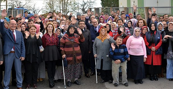 Engellerini aşarak ekonomiye katkı sağlıyorlar