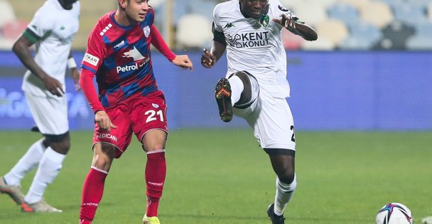 Futbol: Spor Toto 1. Lig- Altınordu: 3 - Kocaelispor: 2