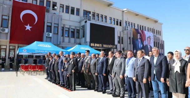 Gaziler Günü'nün 101. yılı Dilovası'nda Törenle Kutlandı