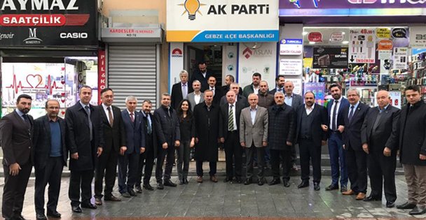 Gebze Başkan Adayları kahvaltıda buluştu
