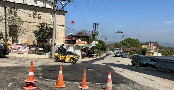 Gebze köylerinde hummalı yol çalışması