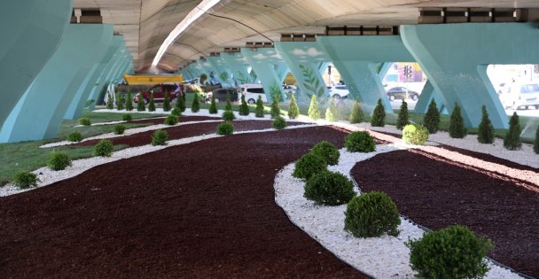 Gebze Topçular Köprülü Kavşağı'nda çevre düzenlemesi