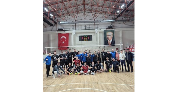 Gebze Voleybol Takımı Evinde 3-0 Farklı Galip