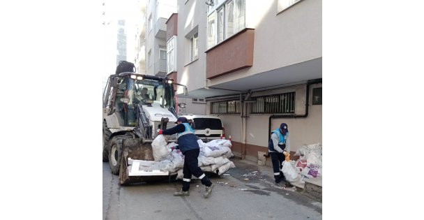 Gebze'de moloz atıkları adreslerden alınıyor