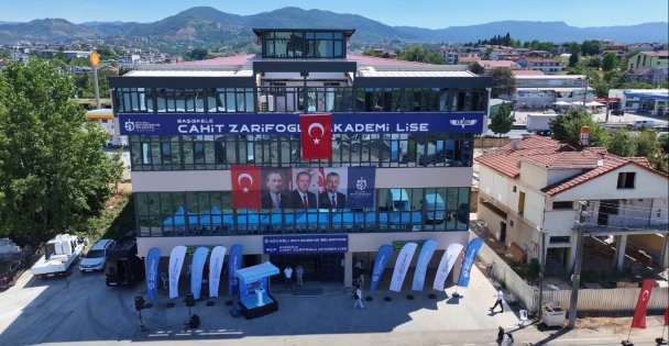 Gençler, geleceğe Büyükşehir'le hazırlanıyor