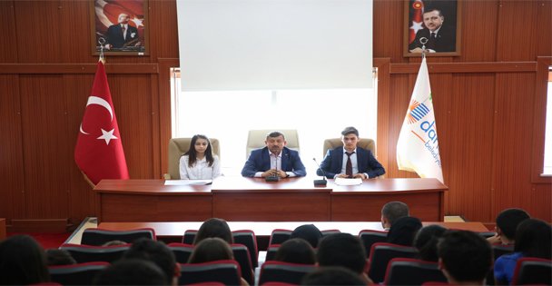 Gençler için toplandılar!