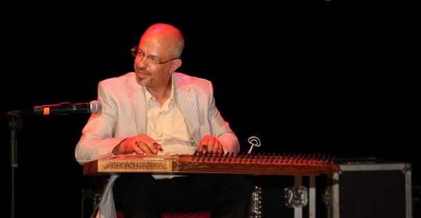 Göksel Baktagir ile müzik şöleni Darıca Millet Bahçesi'nde yaşandı