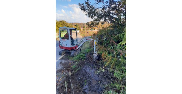 Gölcük'te Su Kanallarını Temizleniyor