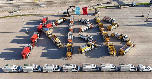 Güçlü filo, karla mücadeleye hazır