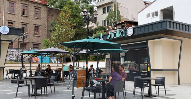 Halka Kafe, Mola Park'ta hizmete girdi