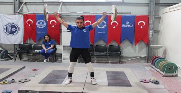 Halterle tanıştılar  Türkiye Şampiyonası'na gidiyorlar