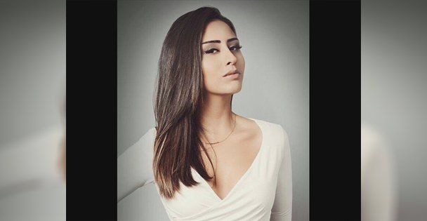 Hande Ünsal'ın 'İki Çift Laf'