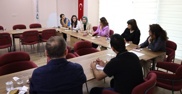 Hastanelerde Refakatçi Hizmeti Yolda