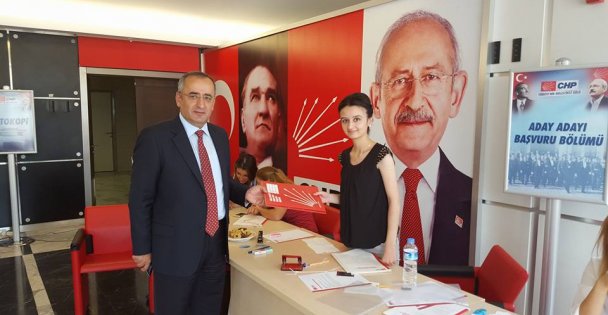 Haydar Akar yeniden...