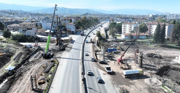 Hızla ilerleyen Başiskele Kavşağı Projesi'nde yeni aşama