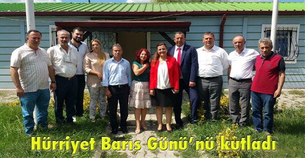 Hürriyet Barış Günü'nü kutladı