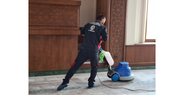 İbadethaneler Büyükşehir ile hep temiz;  Büyükşehir'den Şekerpınar'daki camiye detaylı temizlik