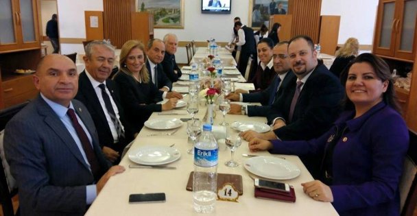 İl başkanı Vekillerle görüştü!