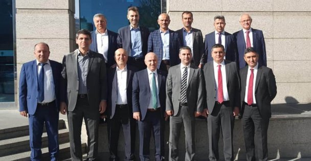 İlçe Başkanları kampta buluştu