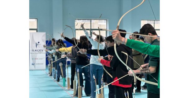 İLKÇEV, Okçuluk Yarışması Düzenledi