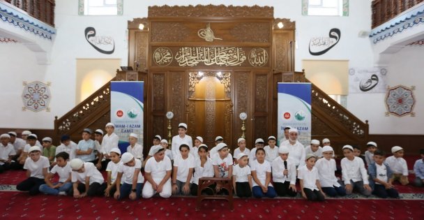 İmamı Azam Cami'de Kur'an kursu eğitimleri tamamlandı