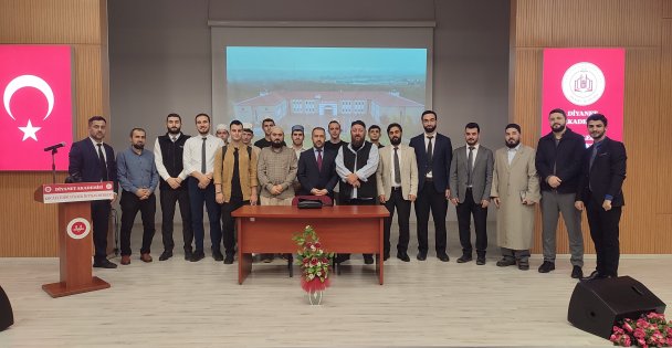 İslam'ın ilk yıllarından günümüze hüsn-i hat sanatı