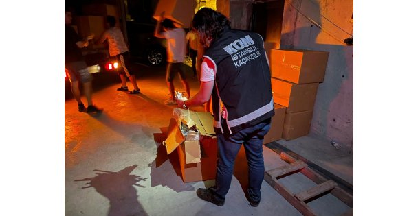 İstanbul Merkezli 4 İlde Operasyon: Piyasa Değeri 23 Milyon Lira Olan Kaçak Tütün Ürünü Ele Geçirildi
