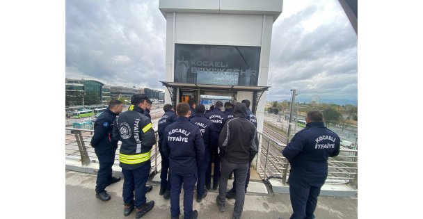 İtfaiye personeline ‘asansörde kurtarma' eğitimi